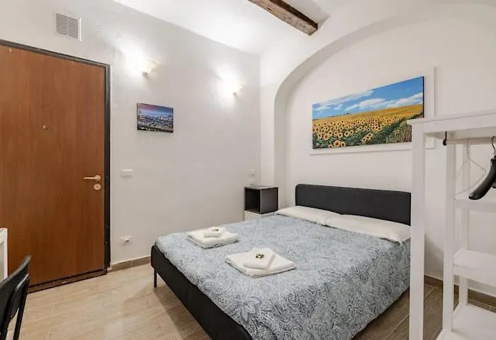 Stanza A - Rodolfo Флоренция