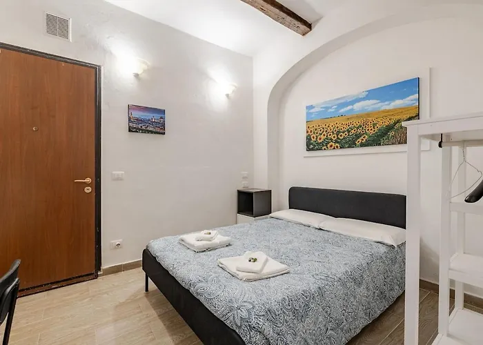 Stanza A - Rodolfo * Флоренция